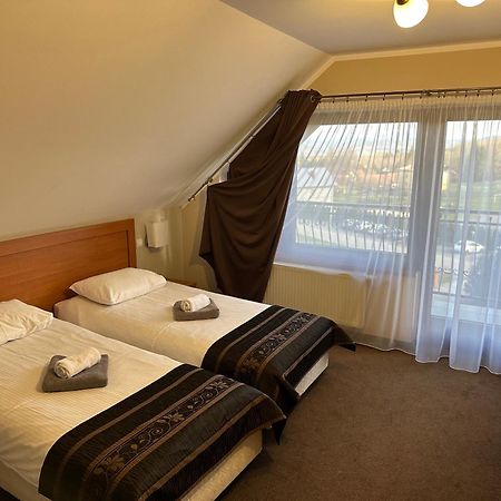 Hotel Zimnik Luksus Natury Spa & Wellness Ostre Esterno foto