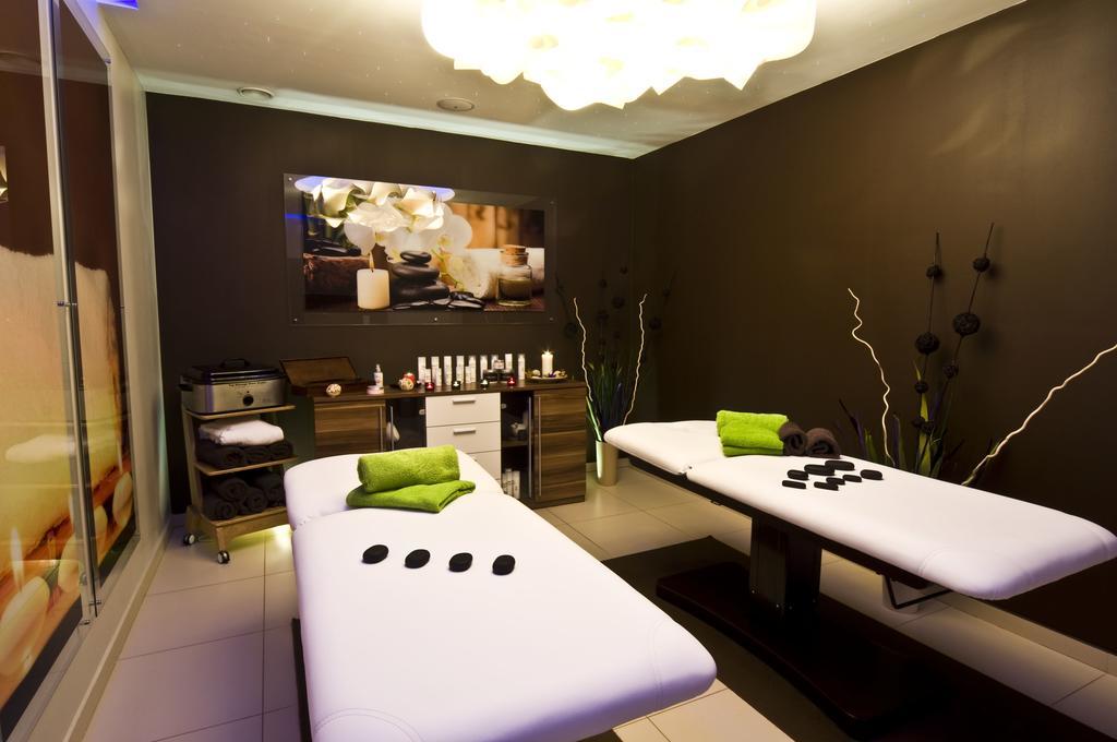 Hotel Zimnik Luksus Natury Spa & Wellness Ostre Esterno foto