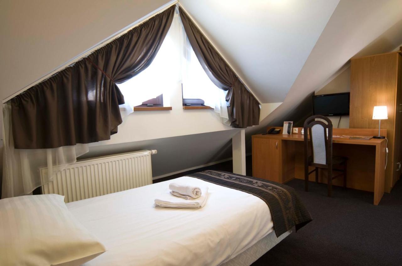 Hotel Zimnik Luksus Natury Spa & Wellness Ostre Esterno foto
