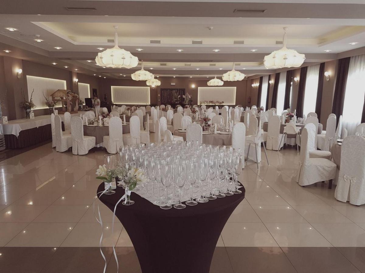 Hotel Zimnik Luksus Natury Spa & Wellness Ostre Esterno foto