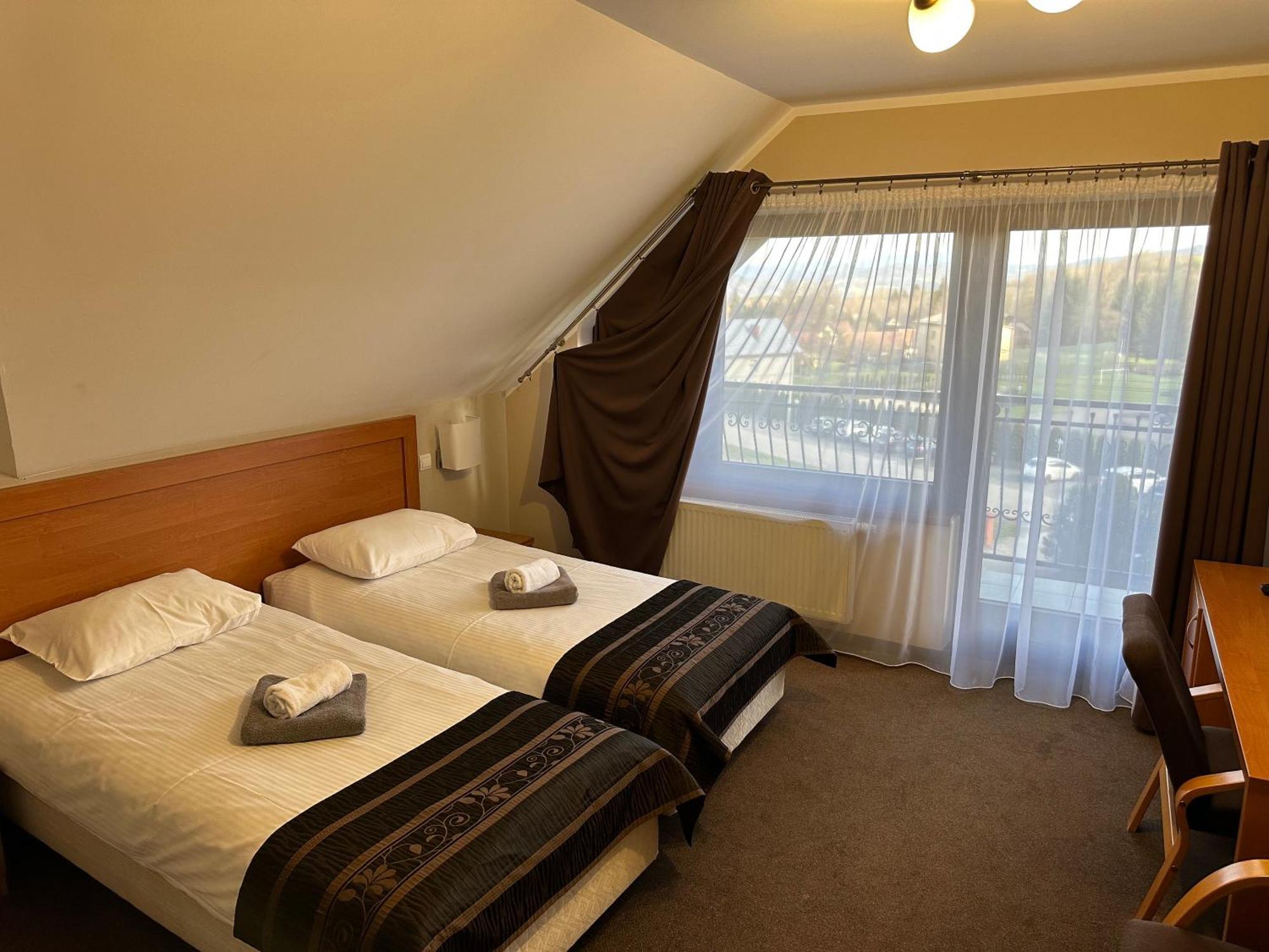 Hotel Zimnik Luksus Natury Spa & Wellness Ostre Esterno foto